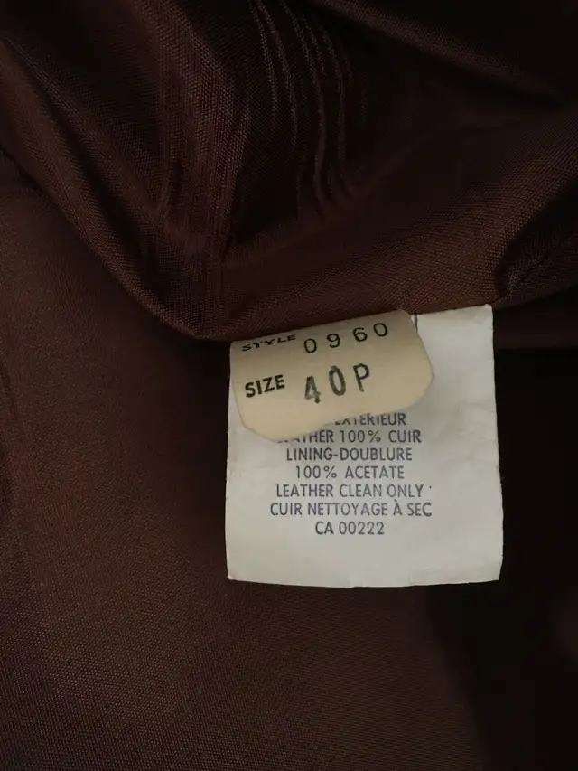 MINT 1970s Leather Car Coat - Size 40P - Like New in Men's in Oshawa / Durham Region - Image 7