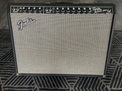 Fender 65’ Twin Reverb, View more
