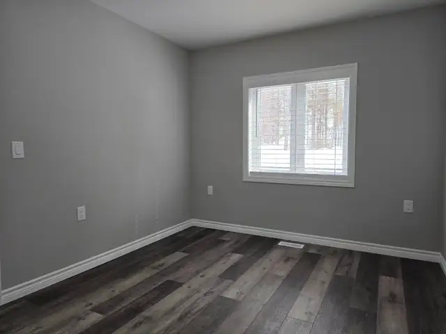 Seniors 55+ Accessible - 2 Bed, 1 Bath in Espanola in Long Term Rentals in Sudbury - Image 7