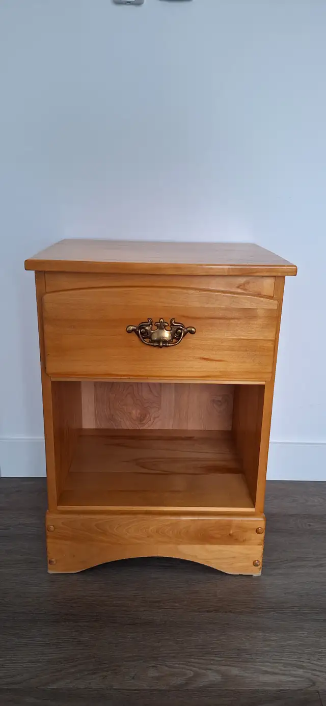 MOBILIER CHAMBRE À COUCHER in Beds & Mattresses in Sherbrooke - Image 4