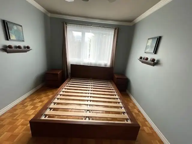 Ensemble chambre à coucher IKEA MALM+2 STORKLINTA, Grand Queen in Beds & Mattresses in Longueuil / South Shore - Image 2