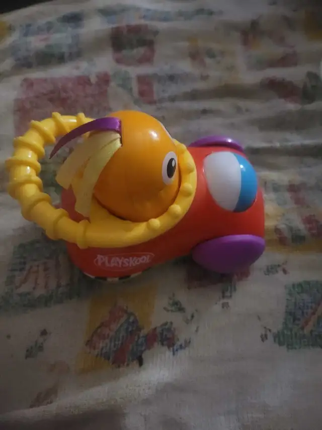 Playskool Push & Go Car designed for toddlers. in Toys in Oshawa / Durham Region - Image 2