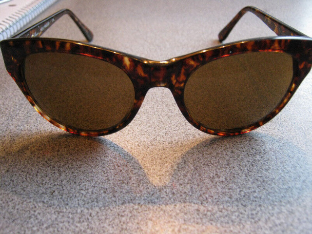 Renaissance Sunglasses Marilyn Monroe Hollywood Handmade Vintage in Other in City of Toronto - Image 2