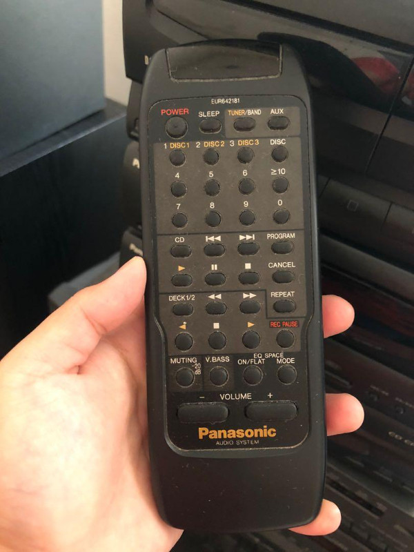 Panasonic SC-CH80 Mini HiFi System (1994) in Stereo Systems & Home Theatre in Winnipeg - Image 2