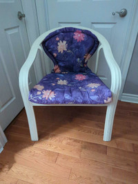 Patio Chair With Cushion 