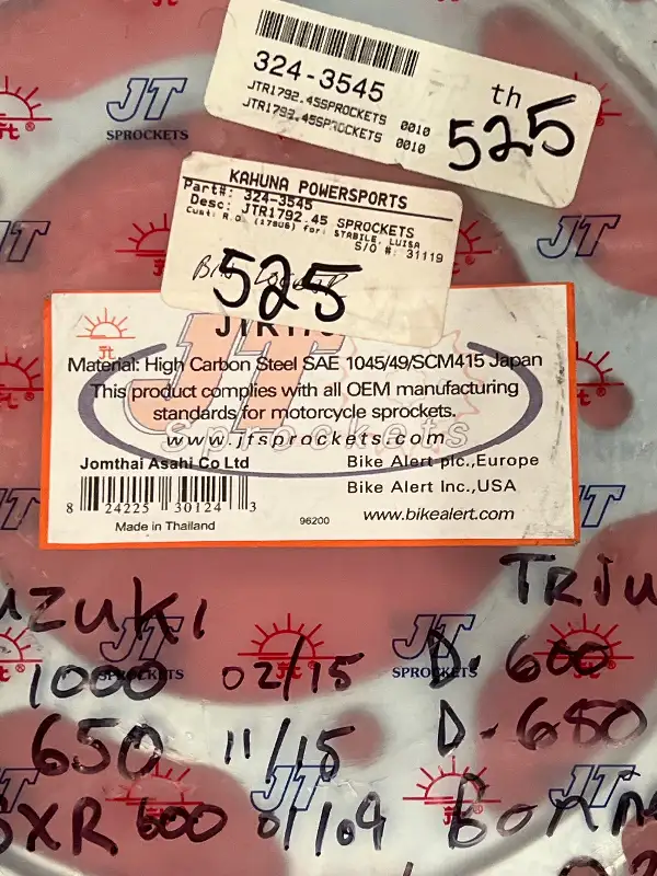 Suzuki GSXR 750 DL Triumph Daytona 600 650 Bonneville JTR1792.45 in Other in Barrie - Image 9