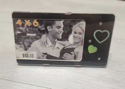 4X6 Heart Picture Frame , View more
