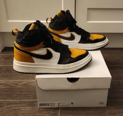 Women’s Air Jordan 1 Acclimate Sneaker Boots  – size 8, View more
