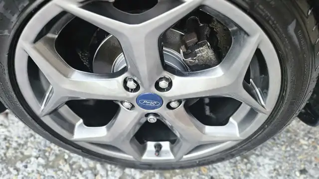 Ford focus st 64966058960385124