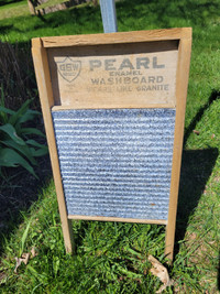 Antique Pearl Granite Washboard