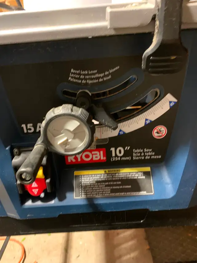 Ryobi Table Saw With Stand in Power Tools in Mississauga / Peel Region - Image 4