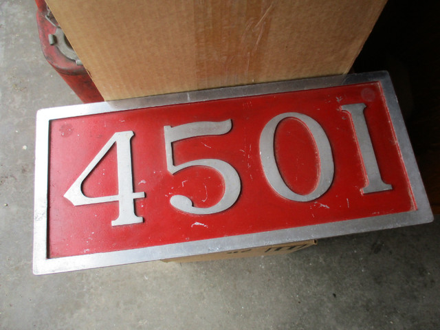 OLD CAST METAL TRAIN NUMBER LOCOMOTIVE TAG SIGN $300 CNR CPR in Arts & Collectibles in Winnipeg