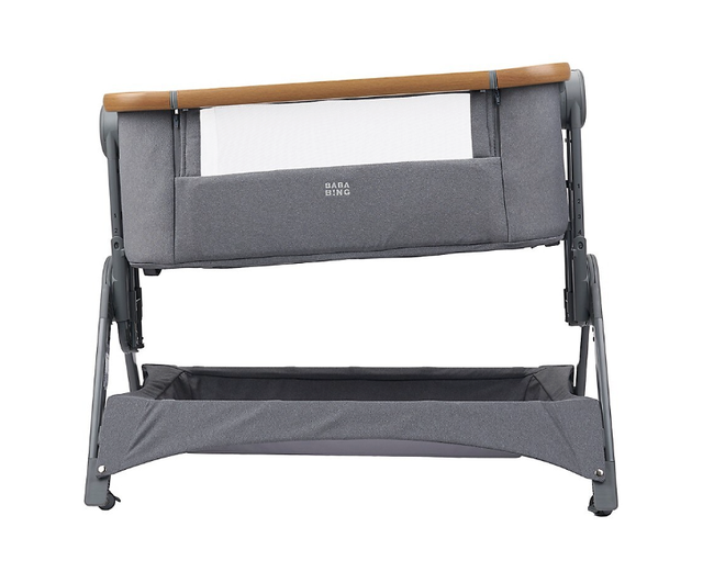 LN Travel Crib with waterproof sheets! in Cribs in City of Toronto - Image 3