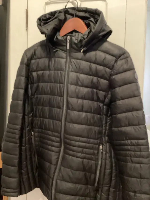 Women’s Winter Jacket in Women's - Tops & Outerwear in London - Image 2