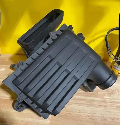 OEM air intake from a 2015 VW GTI Great condition.