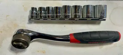 3/8 Workpro ratchet with 8 piece 3/8 Craftsman socket set sizes 3/8-13/16. In perfect condition with...
