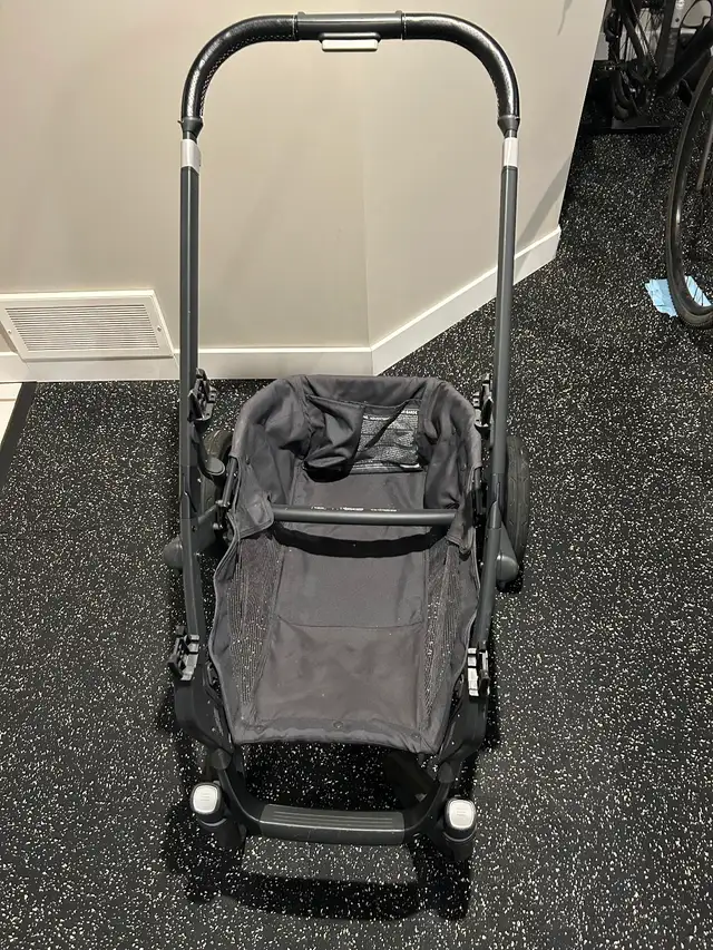 UppaBaby Version 1 Crib in Cribs in Calgary - Image 6