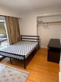 FURNISHED ROOM will Available Now. STUDENTS OR Working Permit PREFERRED ! Furnished Big (Private) be...