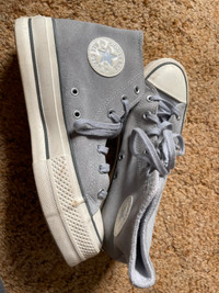 converse grey shoes size 9