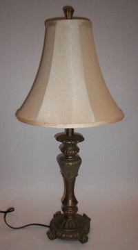 2 Antique style Bronze Table Lamps