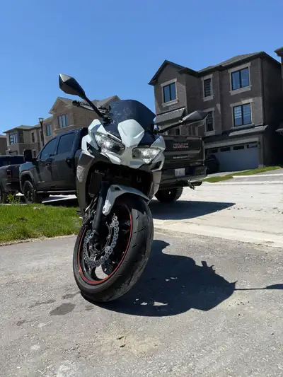 Selling my clean 2023 Kawasaki Ninja 650 ABS, the bike has been meticulously taken care of with regu...