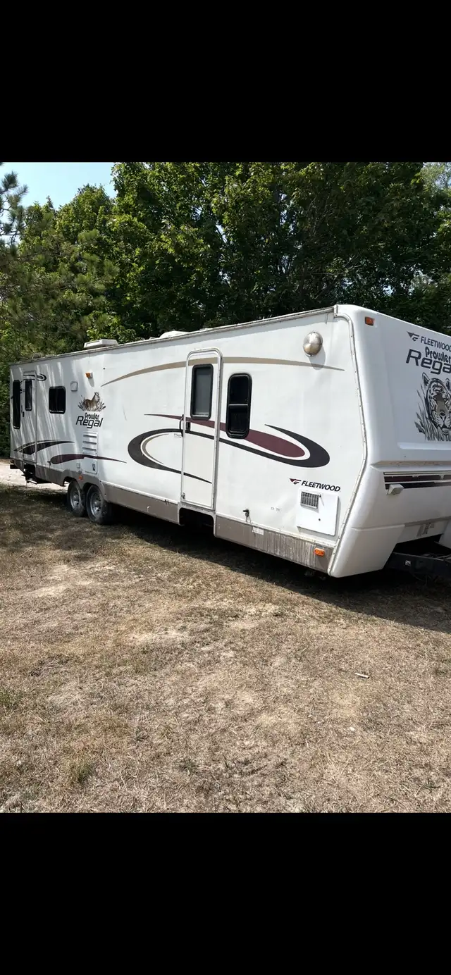 100 trailers park model tiny home trailer living bunkie cottage in Other in Barrie - Image 8