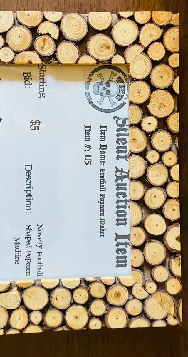 Set of Rustic Wood Slice Photo Frames – Cabin / Farmhouse Decor in Home Décor & Accents in Ottawa - Image 11