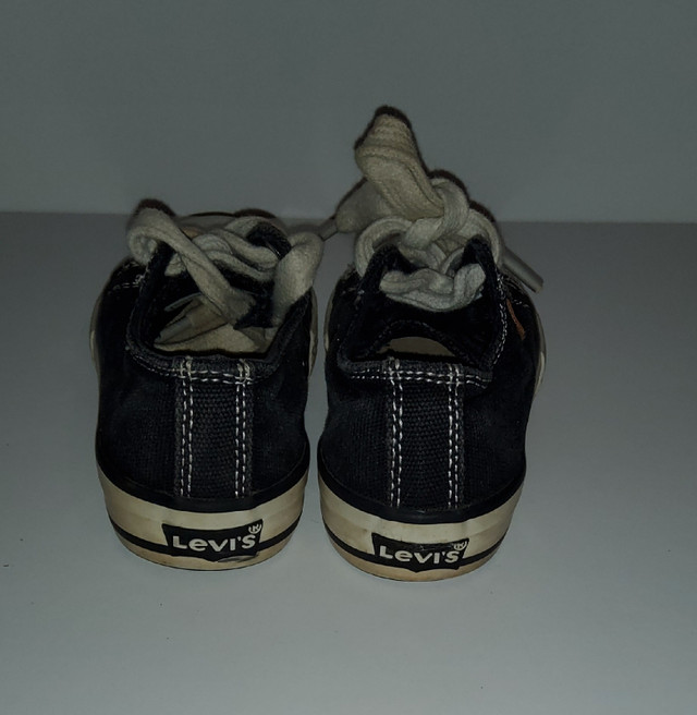 Toddler Levi's Sneakers Black Canvas Size 7 Kids Shoes in Other in Truro - Image 2