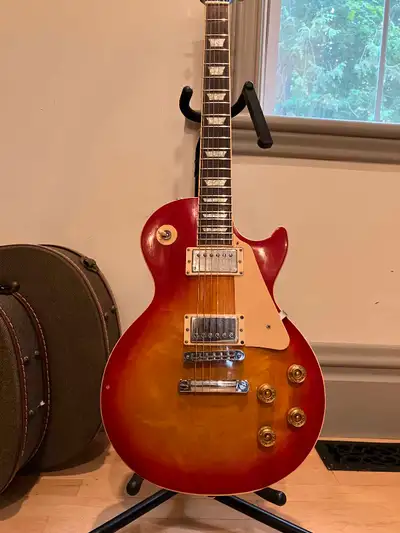 Gibson Les Paul Standard year 2000 , View more