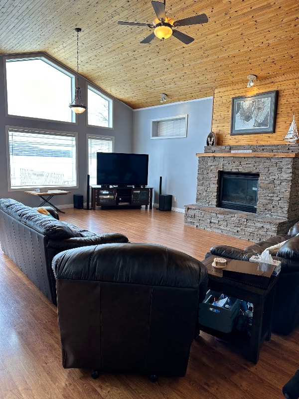 110 Pasqua lake rd Houses for Sale Regina Kijiji