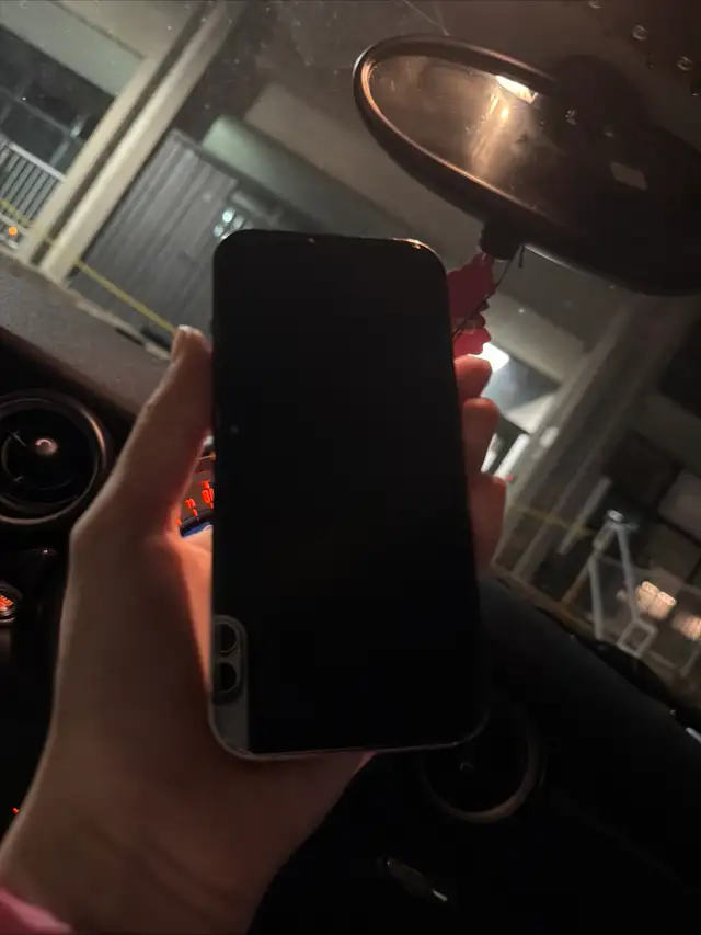 IPhone 14 Pro 256gb in Cell Phones in City of Toronto - Image 3