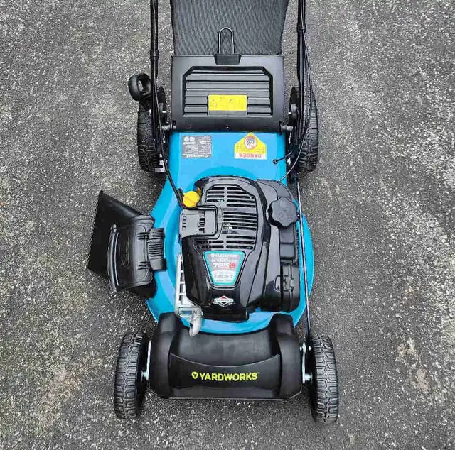 New Yard Works self-propelled USA 3 in 1 lawn mower Cost $789.87 in Lawnmowers & Leaf Blowers in Mississauga / Peel Region - Image 2