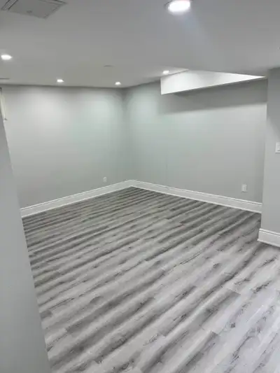 Location: Huron Village, Kitchener Welcome to this beautifully renovated 1-bedroom, 1-bathroom apart...