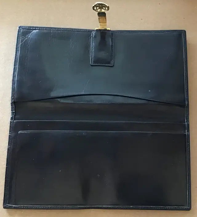 1960s-Vintage-Richini Via Condotti Roma Leather & Brass-Wallet in Women's - Bags & Wallets in City of Toronto - Image 6