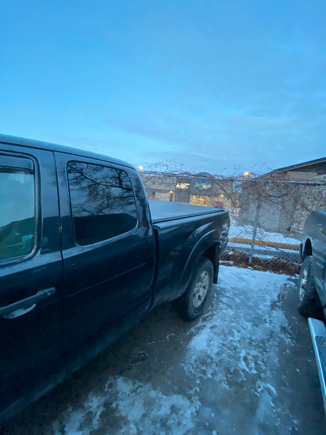 Toyota Tacoma trd off-road part out dans Autres pièces et accessoires  à Barrie - Image 3