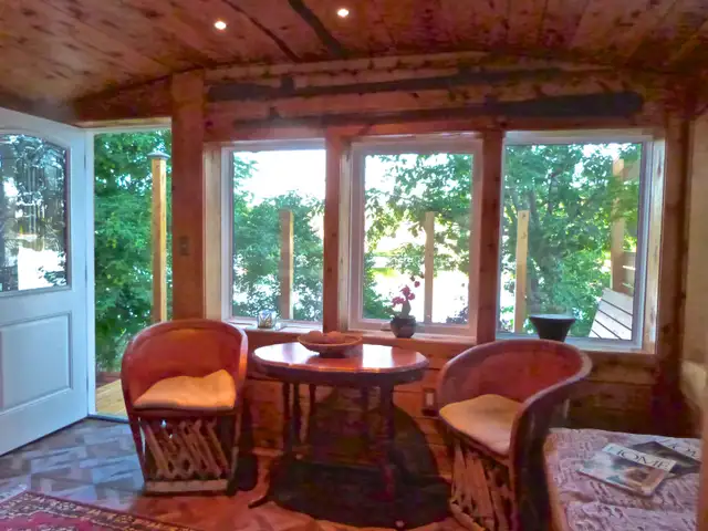 WATERFRONT TRENT RIVER WEEKEND GETAWAY 2 PERSONS 2 NIGHTS $650 in Ontario in Canada - Image 6