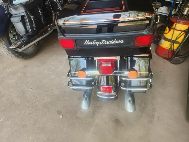 1994.  Harley Davison   Ultra Classic Etectra Glide in Sport Touring in Regina - Image 6