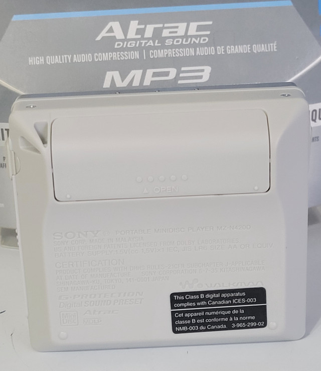 Brand New Sony Net MD Walkman MZ-N420D Mini Disc Player in iPods & MP3s in Edmonton - Image 4