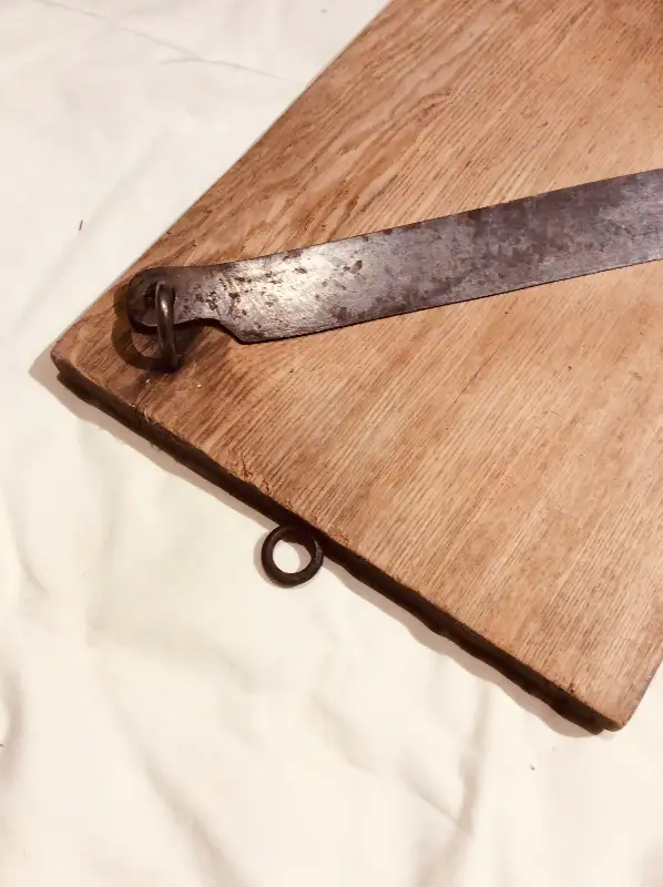 Hachoir antique de tabac. Antiquité. in Arts & Collectibles in Longueuil / South Shore - Image 3