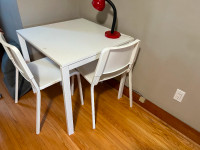 WHITE TABLE WITH 2 CHAIRS