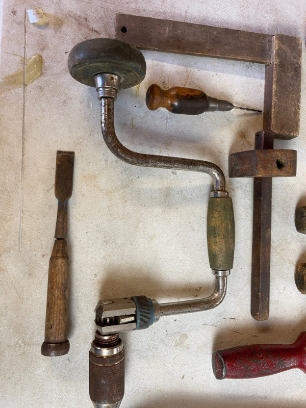 ASSORTED VINTAGE TOOLS FOR YOUR COLLECTION #V 1358 in Arts & Collectibles in Strathcona County - Image 3