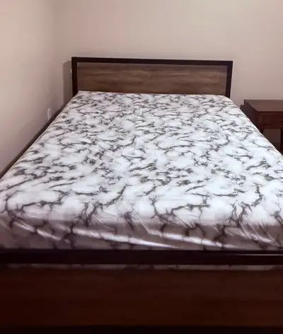 Queen Bed like new, View more