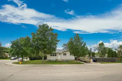 Whole house! 2 Suites - Muti generational Family opportunity
