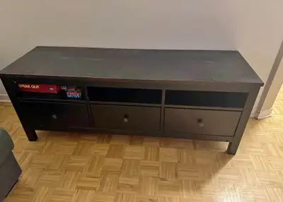 Meuble TV IKEA Hemnes – 150 cm – solide et fonctionnel, View more