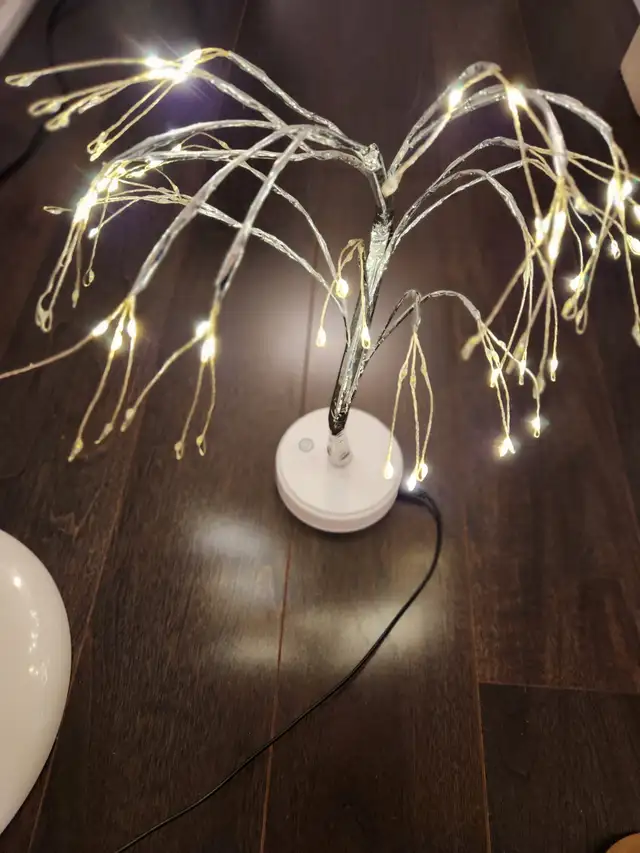 Tabletop LED Tree Light for Home Party, Christmas Décor in Home Décor & Accents in City of Toronto - Image 7