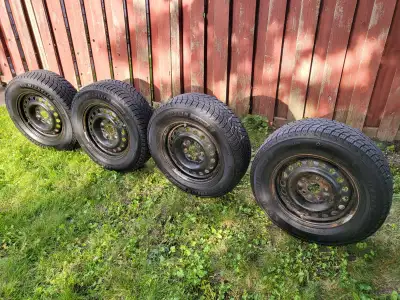 Michelin X-ice, less than 5000kms. Used on a 2010 Nearly new, used on a Dodge Grand Caravan. All pur...
