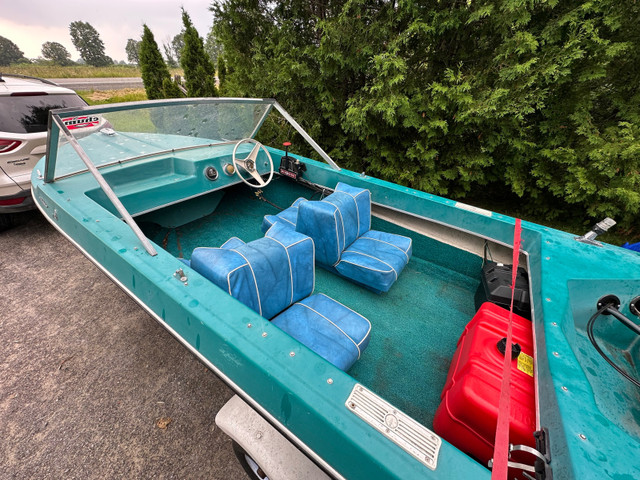 **Price Drop**14’ Fiberglass with two Mercury 50hp Thunderbolts  in Personal Watercraft in Ottawa - Image 2