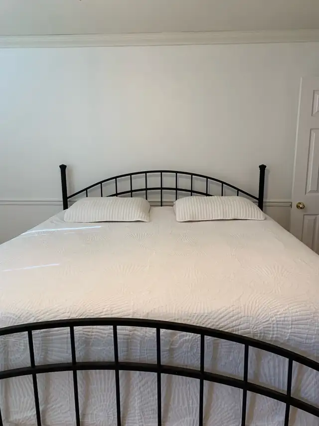 Duvet Cover in Bedding in Oshawa / Durham Region - Image 2