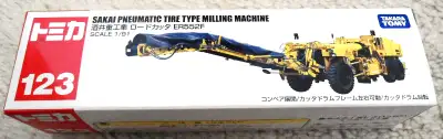 brand new Tomica 1/91 Sakai Heavy Industry milling machine model.