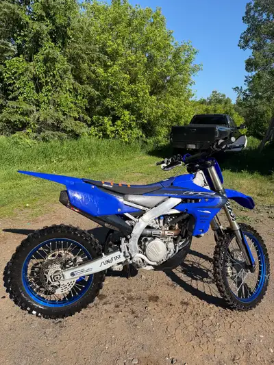 Selling my 2023 YZ250FX 54 hours only FMF titanium muffler ODI bars Aftermarket foot pegs Comes with...